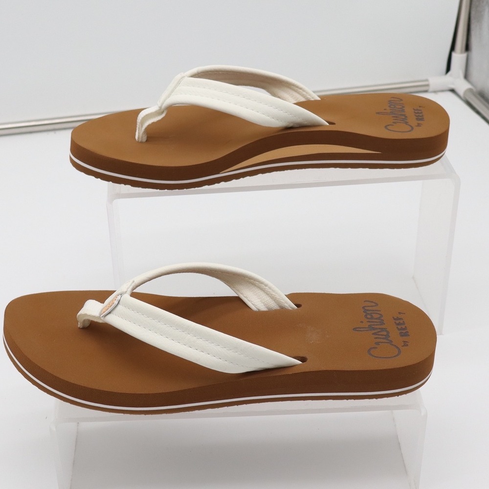 Reef Flip Flop Womens 7 Cushion Breeze White Tan Padded Beach Sandal Excellent